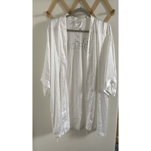 Victoria's Secret Wedding Kimono Sleeves Robe OS White Rhinestone I DO BRIDE - Picture 2 of 9